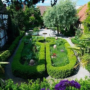 Gardens & Apotekarns B&B Simrishamn Ngoại thất bức ảnh